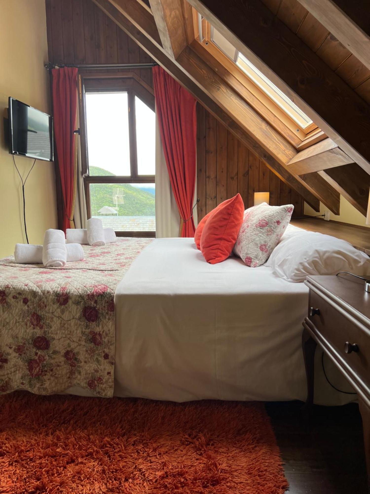 Tierras De Aran Hotel